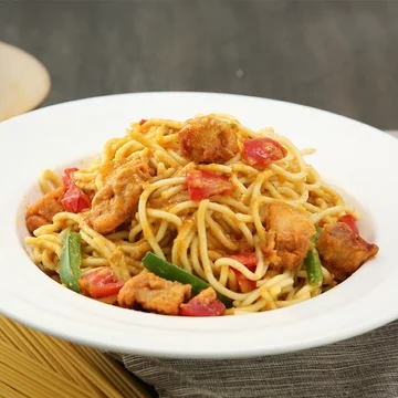 - 椰香咖喱鸡肉意面 -