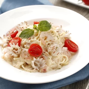 - 培根白汁海鲜意面 -